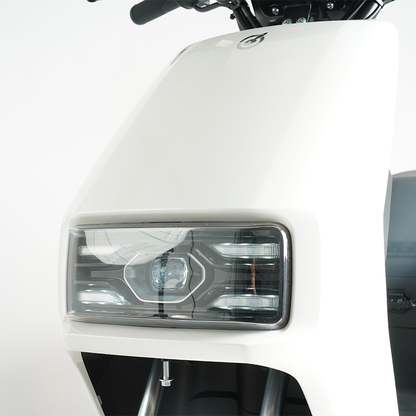 E Bike Electric Motorcycle Electric Scooter El-Scooter E-Motor N8
